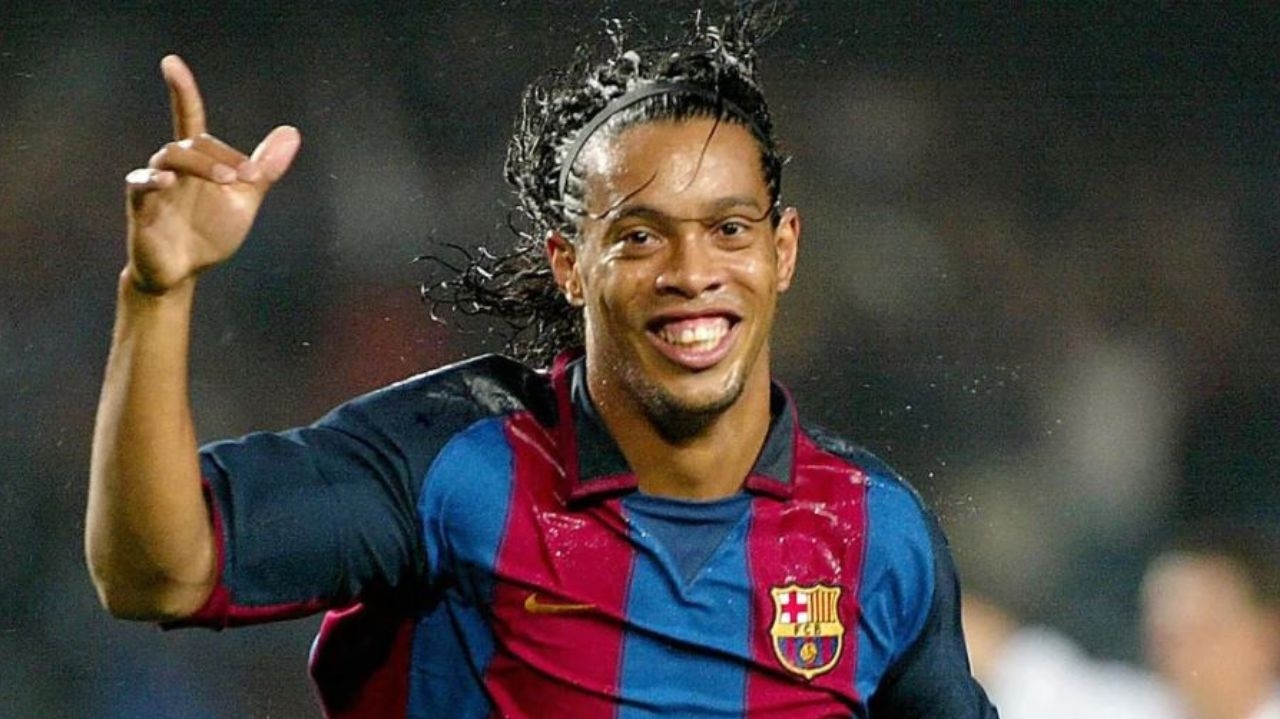 Em documentário, Ronaldinho Gaúcho relembra sua estreia pelo Barcelona