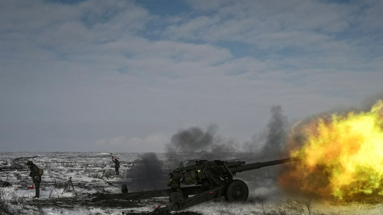 Foguete russo mata 17 pessoas e fere mais de 30 na Ucrânia