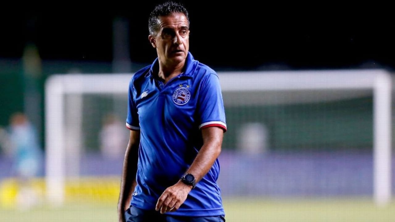 Técnico português Renato Paiva pede demissão e deixa o Bahia