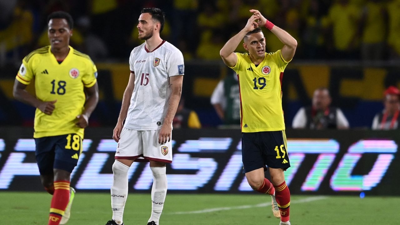 Borré marca e Colômbia vence Venezuela em estreia nas Eliminatórias Sul-Americanas