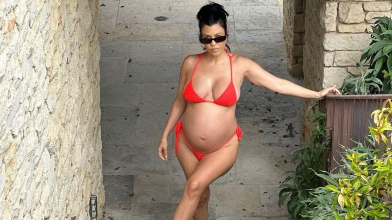 Após cirurgia fetal de emergência, Kourtney Kardashian está se recuperando em casa