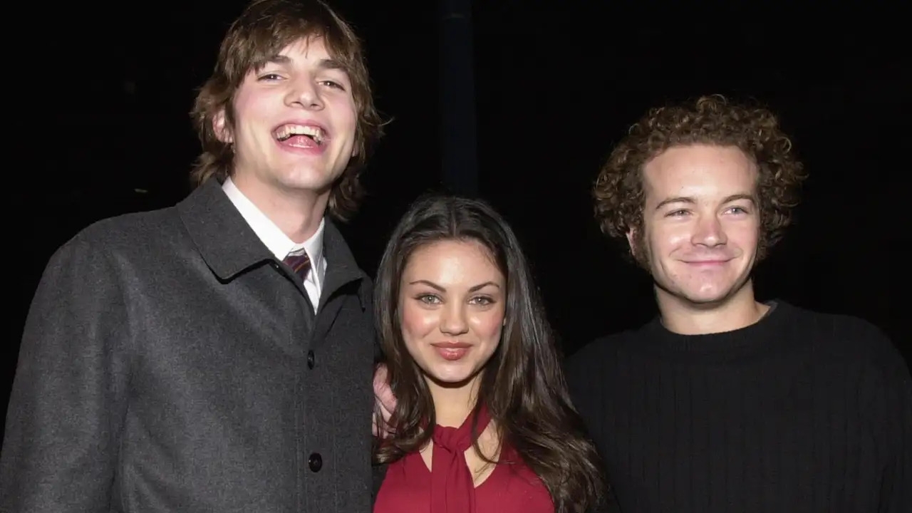 Ashton Kutcher e Mila Kunis prestam apoio a Danny Masterson através de cartas
