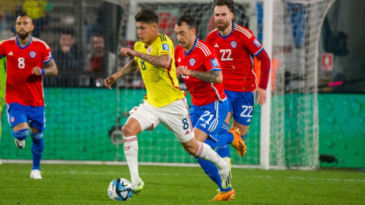 Chile tem gol anulado e empata com a Colômbia nas Eliminatórias Sul-Americanas