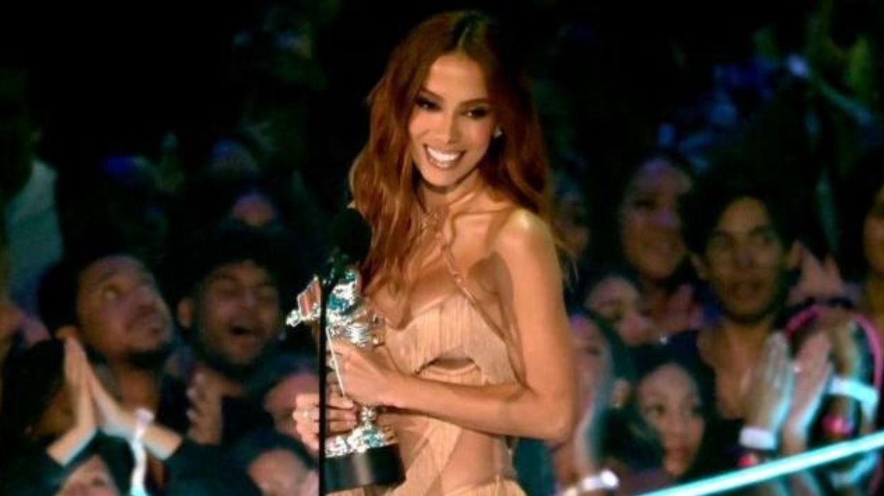 VMA 2023: Anitta apresenta mix com “Funk Rave” e vence categoria pelo segundo ano consecutivo