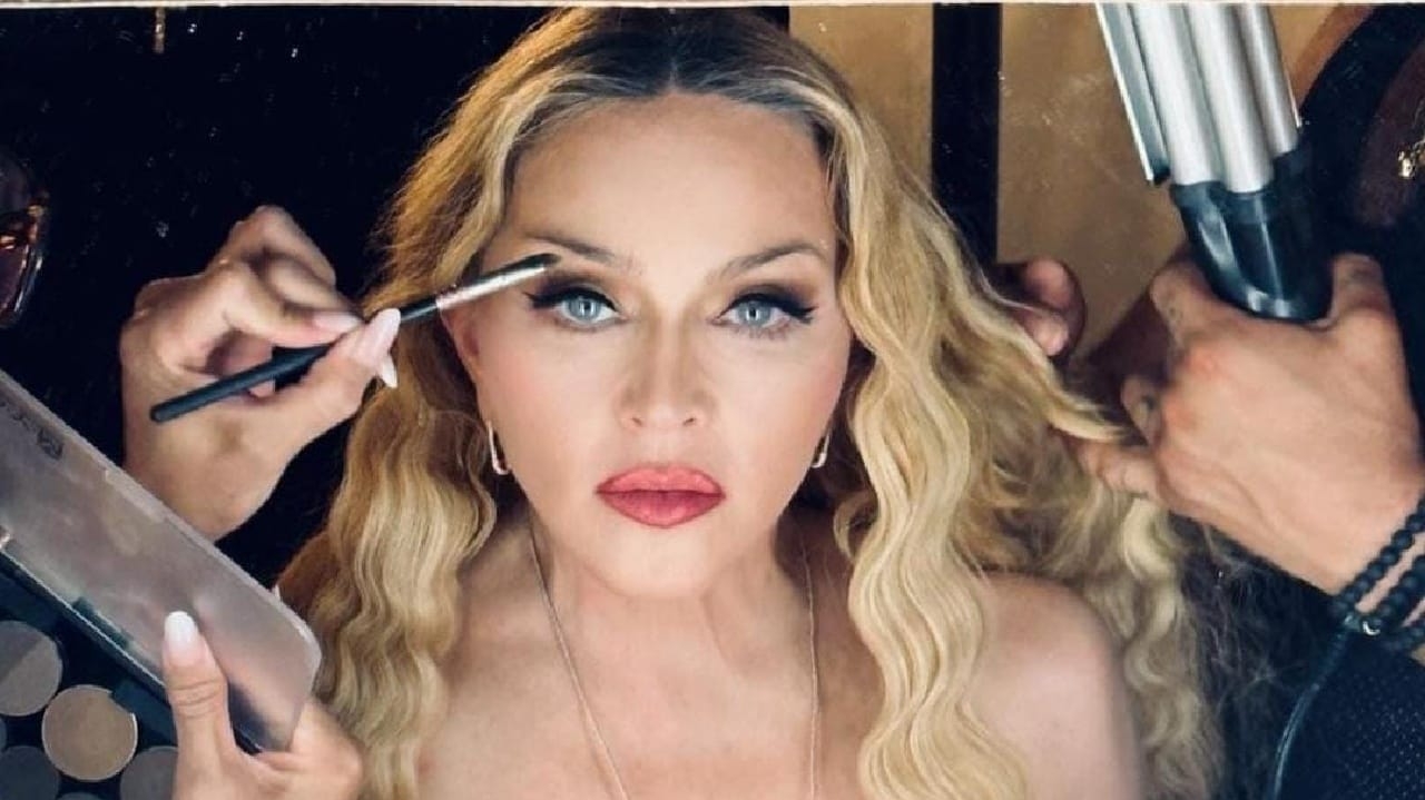 Madonna celebra exibição de icônico comercial da Pepsi durante o VMA