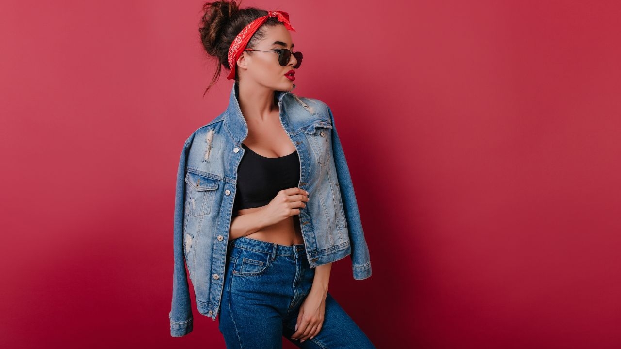 Veja 5 combinações para criar um look a partir da peça jeans