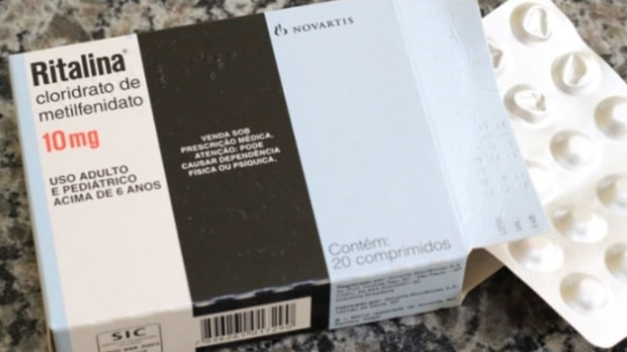 Uso de remédios para TDAH no trabalho: Riscos e aumento de rendimento