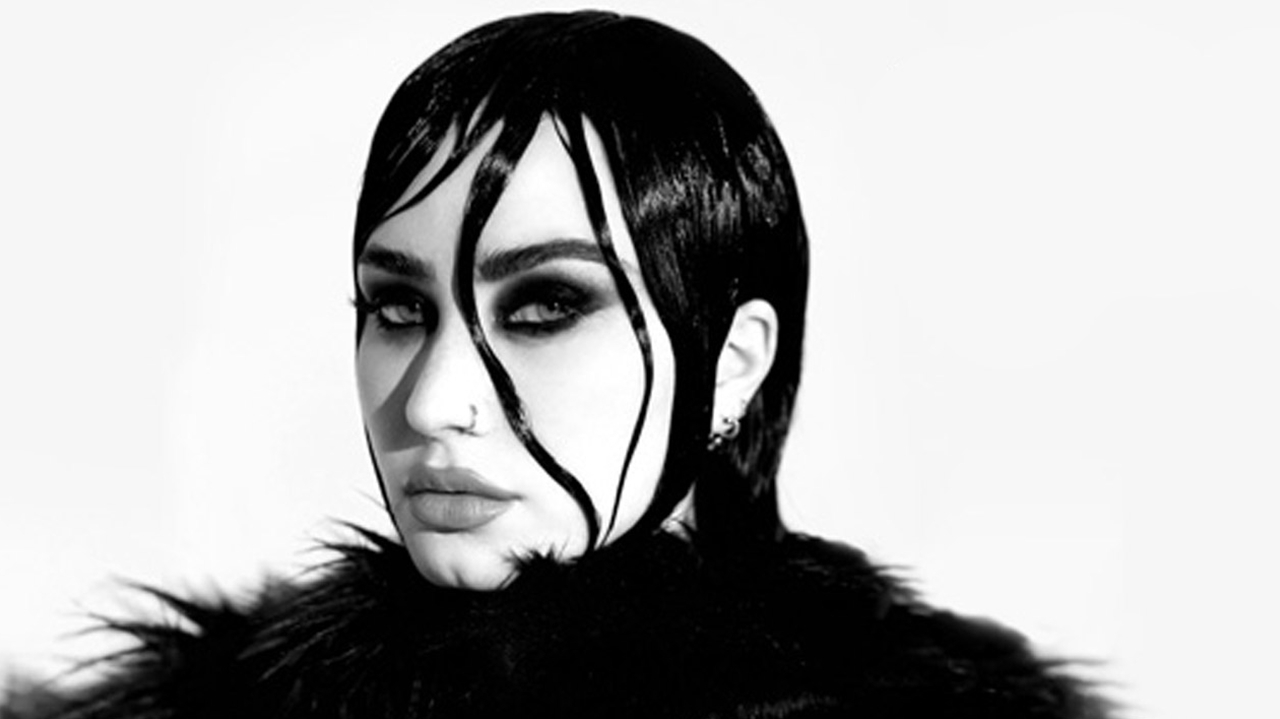 Demi Lovato lança “Revamped” álbum com regravações de seus hits