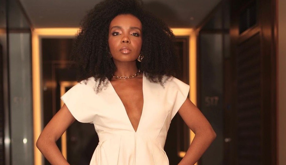 Thelma Assis esclarece sobre suposta rivalidade com Juliette Freire