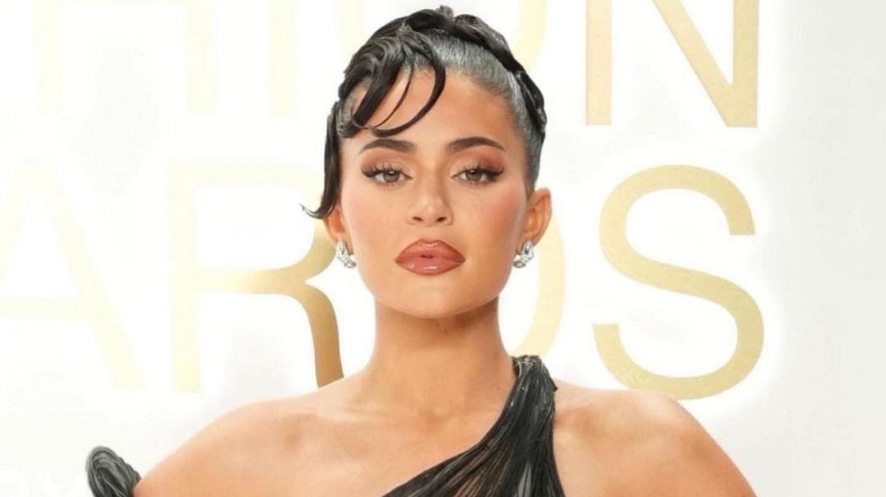 Aprenda como escolher o melhor produto e fazer o contorno perfeito na maquiagem