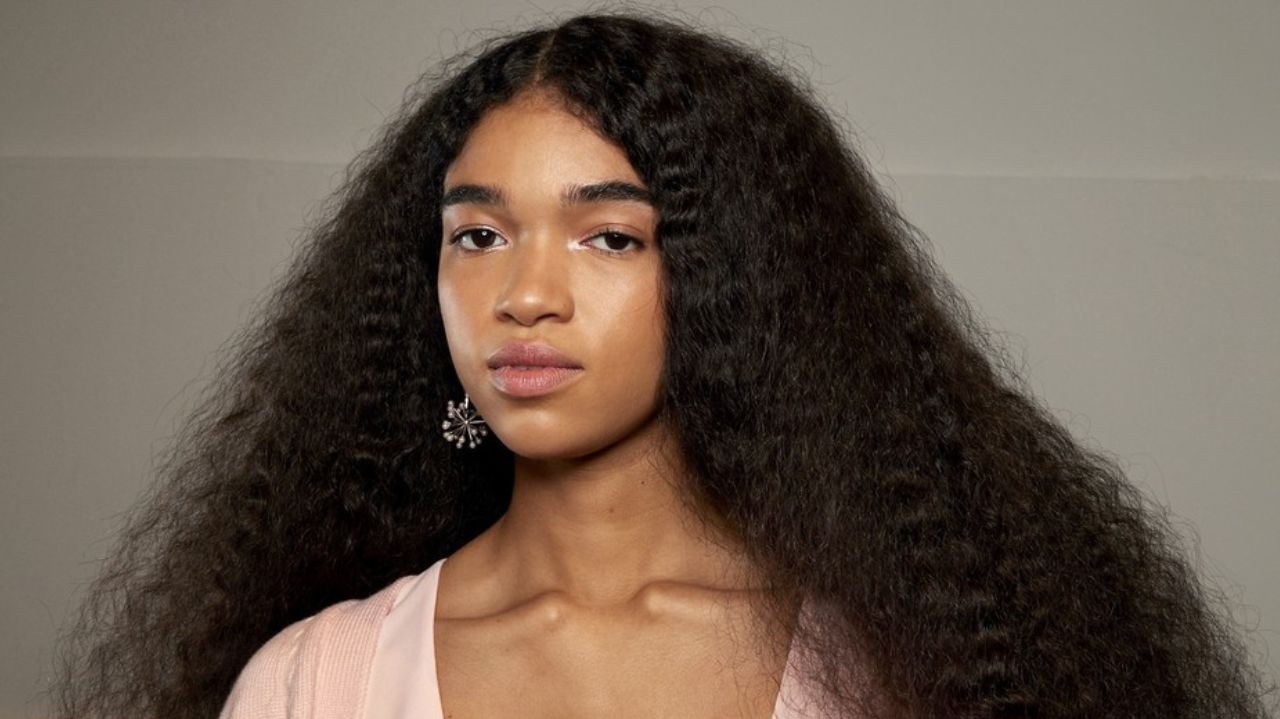 Saiba como criar hábitos para fortalecer o crescimento do cabelo