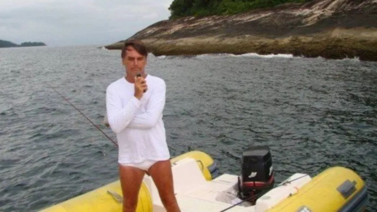 Processo para multar Bolsonaro por pesca ilegal é reaberto pelo Ibama