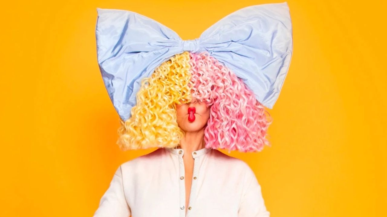Hit “Unstoppable” de Sia conquista 1 bilhão de streams no spotify