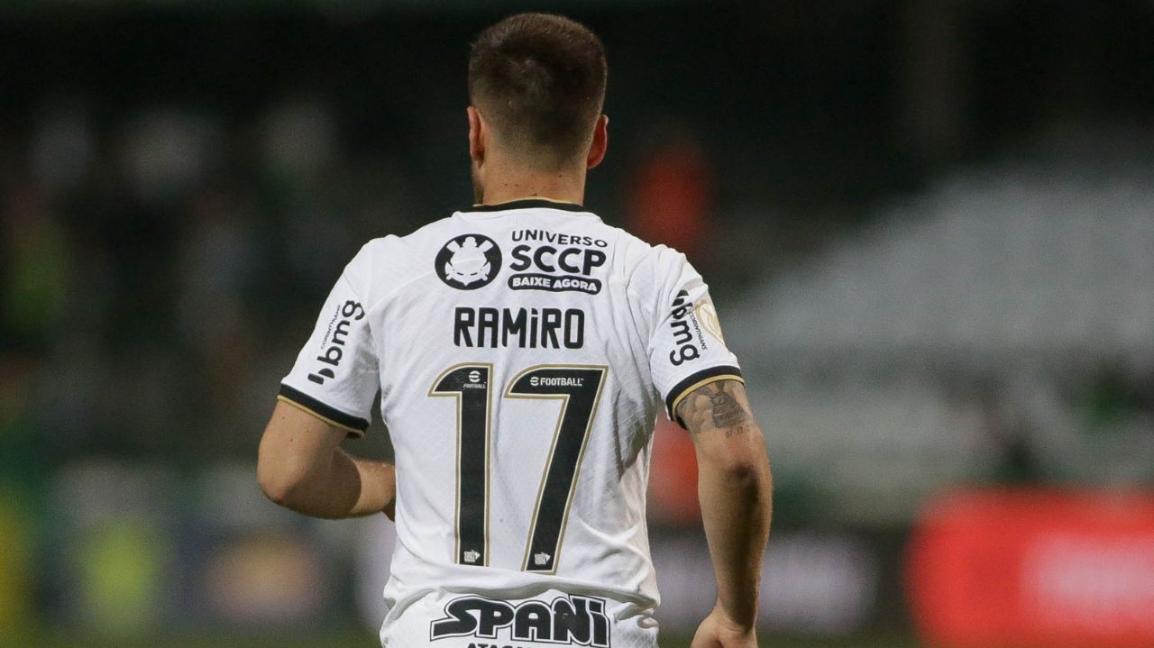 Corinthians chega a mais um acordo para sanar dívida com Ramiro