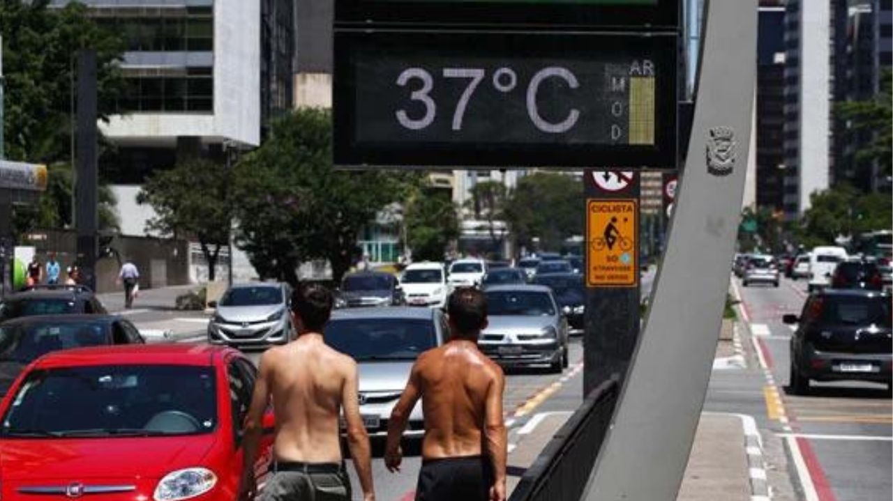 Termômetros marcam 34,7ºC em São Paulo, a maior temperatura do ano na capital