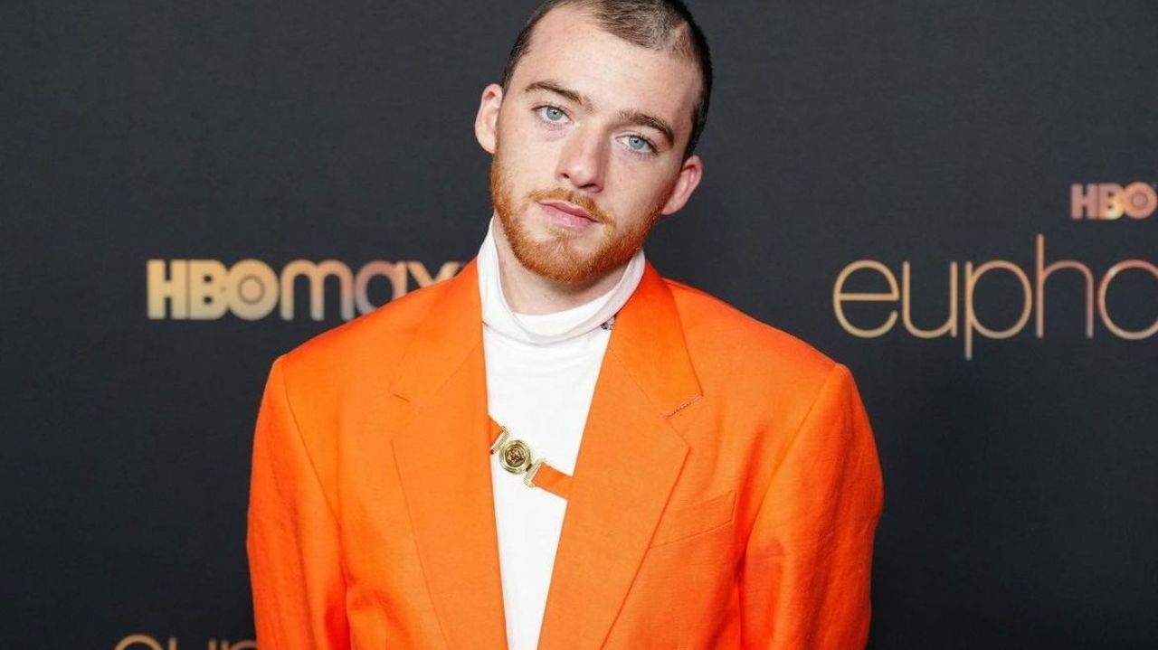 Mãe de Angus Cloud conta detalhes sobre momento em que encontrou o filho sem vida