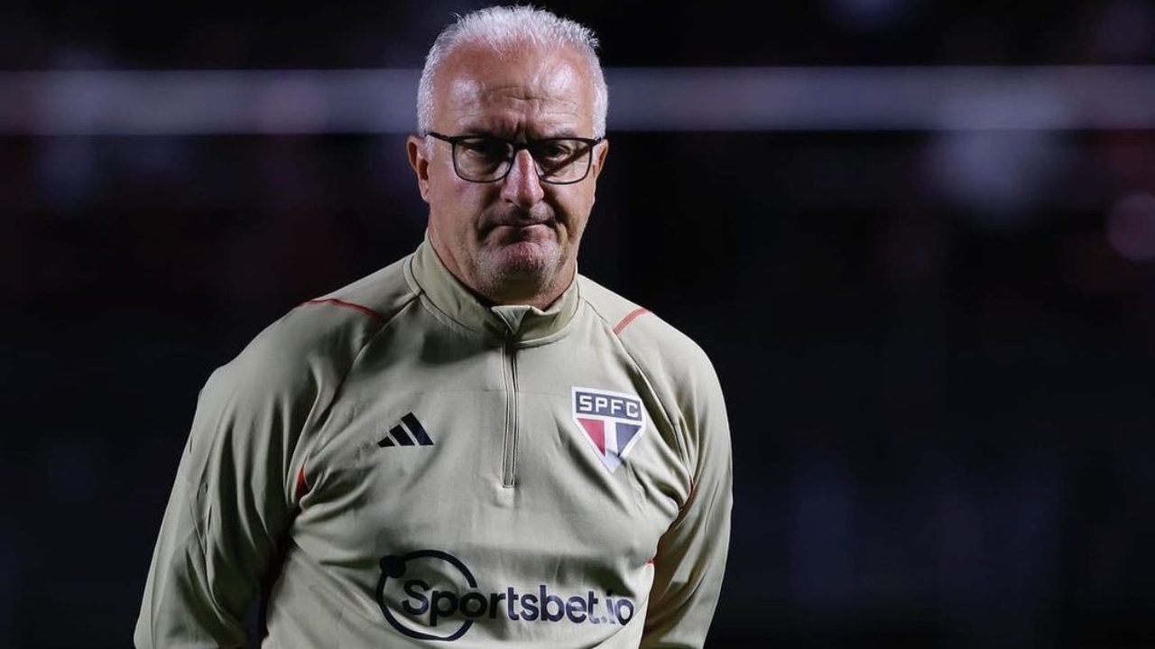 Dorival Júnior fala sobre cirurgia de Calleri para resolver lesão no tornozelo