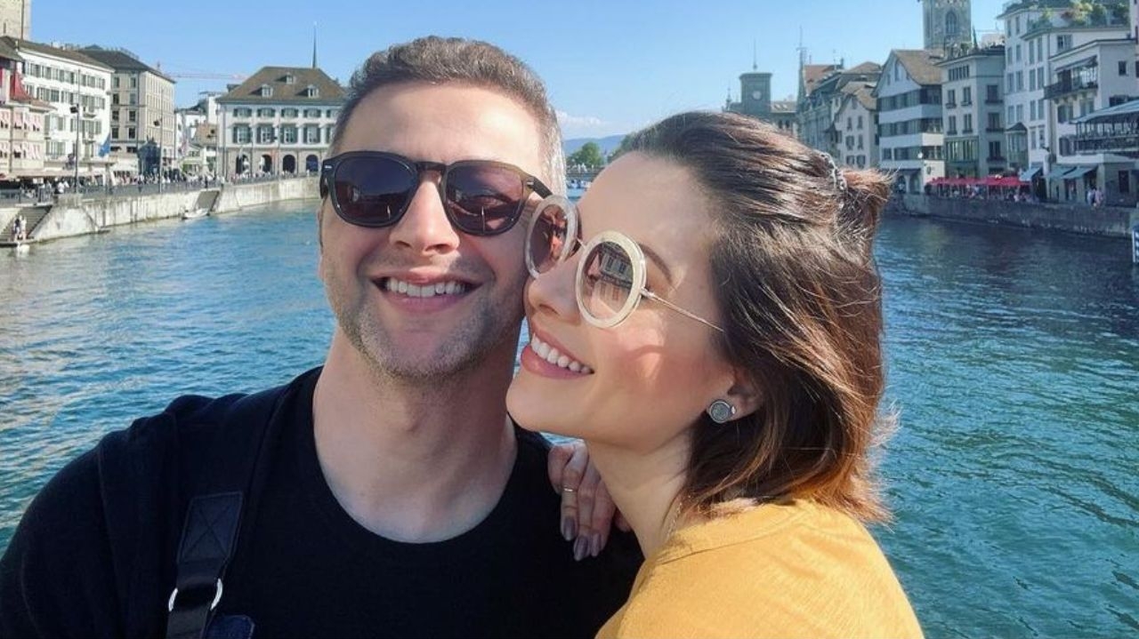 Sandy e Lucas Lima são flagrados em clima de romance antes do anúncio de separação