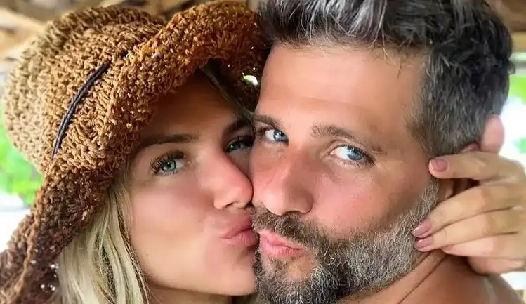 Giovanna Ewbank e Bruno Gagliasso celebram 12 anos de casamento