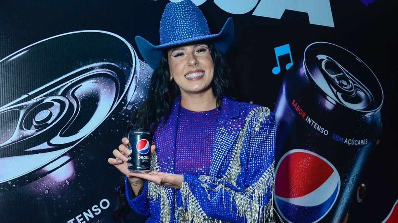 EXCLUSIVO: Ana Castela fala sobre vida amorosa: “Seja o que Deus quiser”