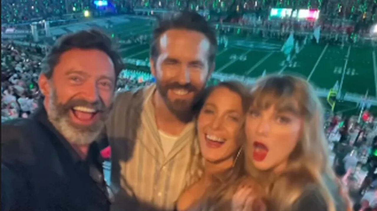Taylor Swift leva grupo de celebridades para o jogo da NFL de seu suposto namorado