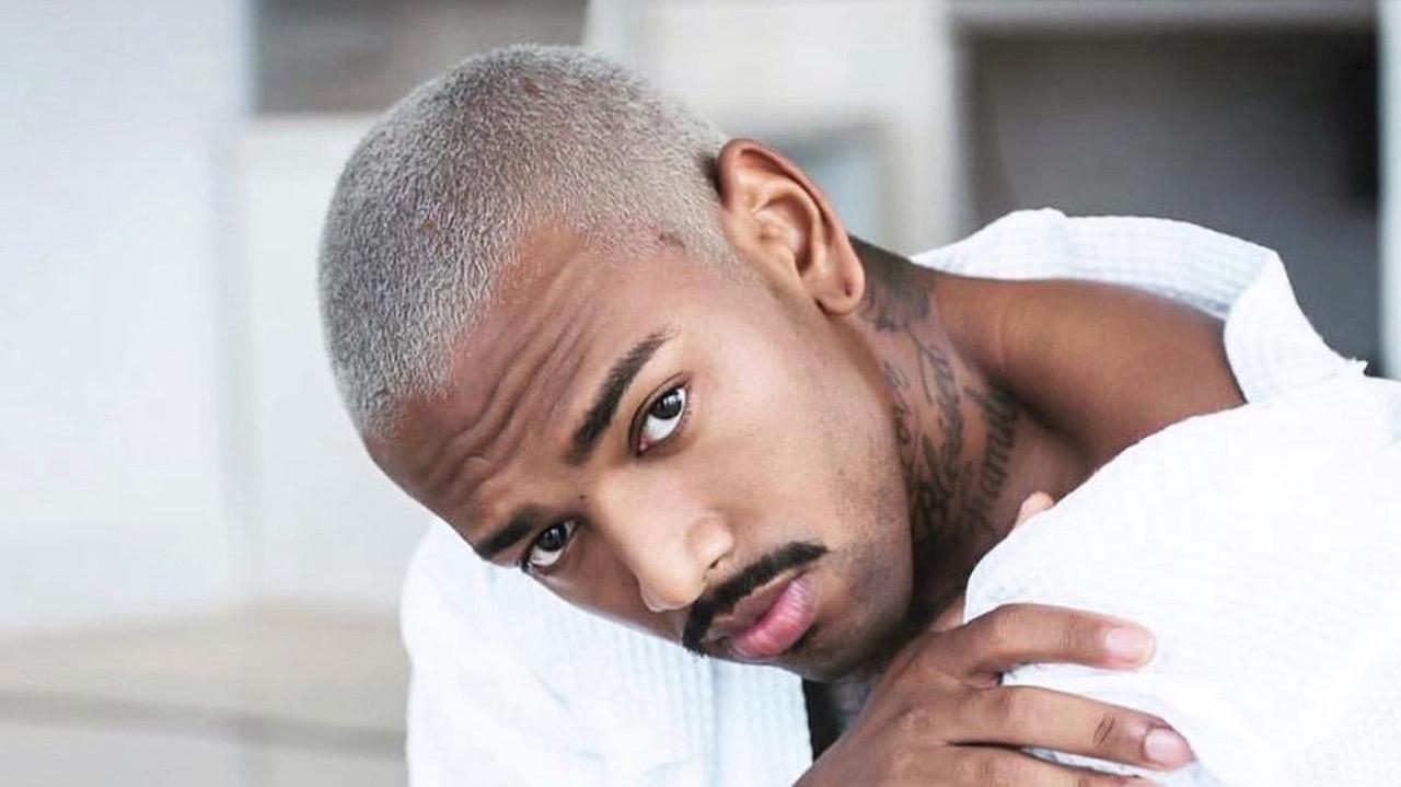 Acusado de maus tratos, Nego do Borel se envolve em polêmica com cachorro