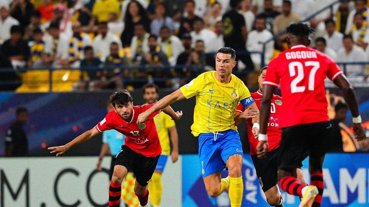 Com show de Talisca, Al-Nassr vence de virada e segue líder na Champions da Ásia