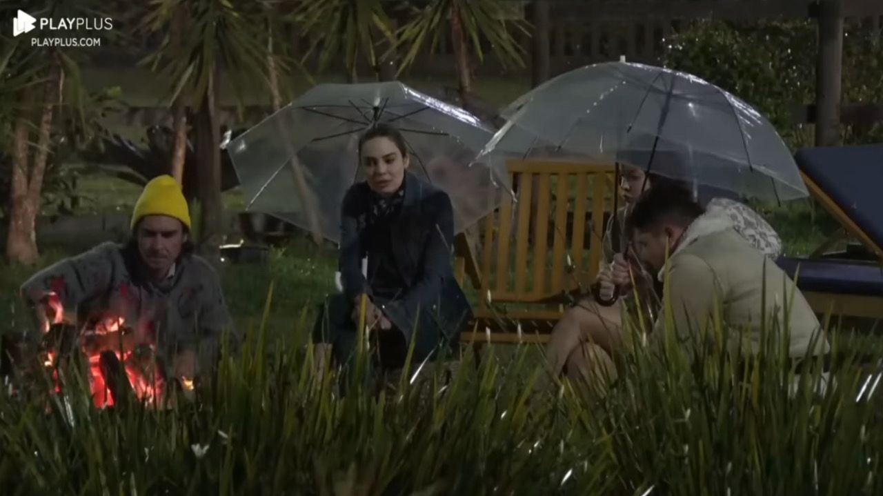 A Fazenda 15: momento reflexivo entre peões mostra a influência do celular