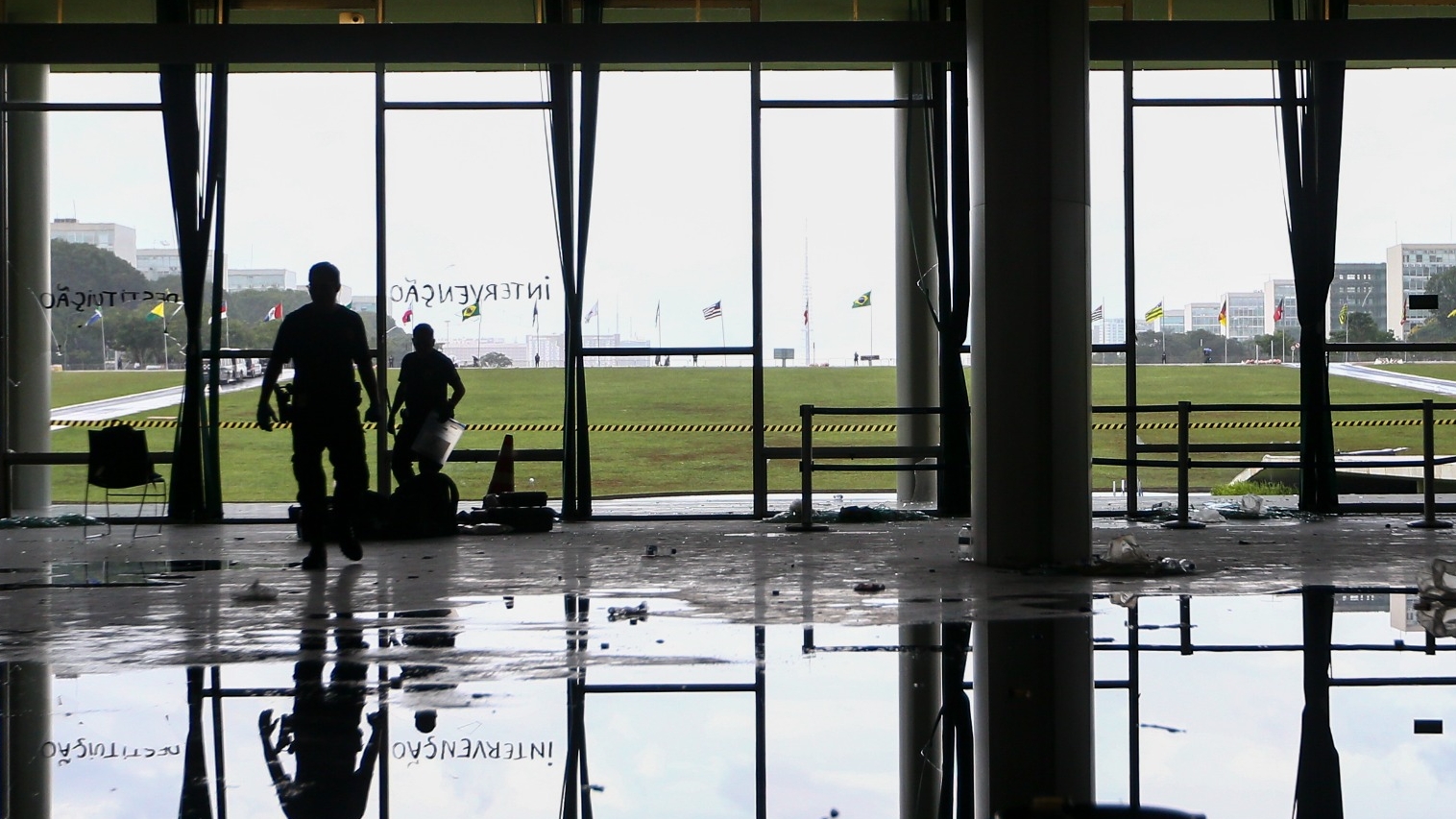 STF condena mais três réus por atos golpistas de 8 de janeiro