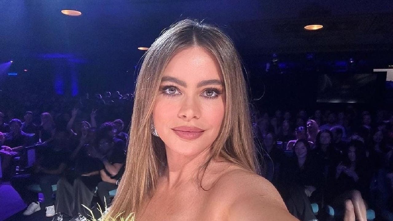 Sofia Vergara curte noite em Paris ao lado de famosas brasileiras
