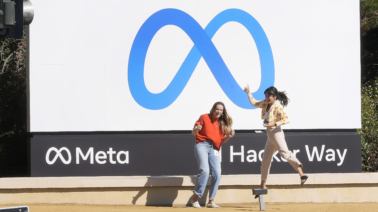 Meta AI é treinado com dados de usuários do Facebook e Instagram