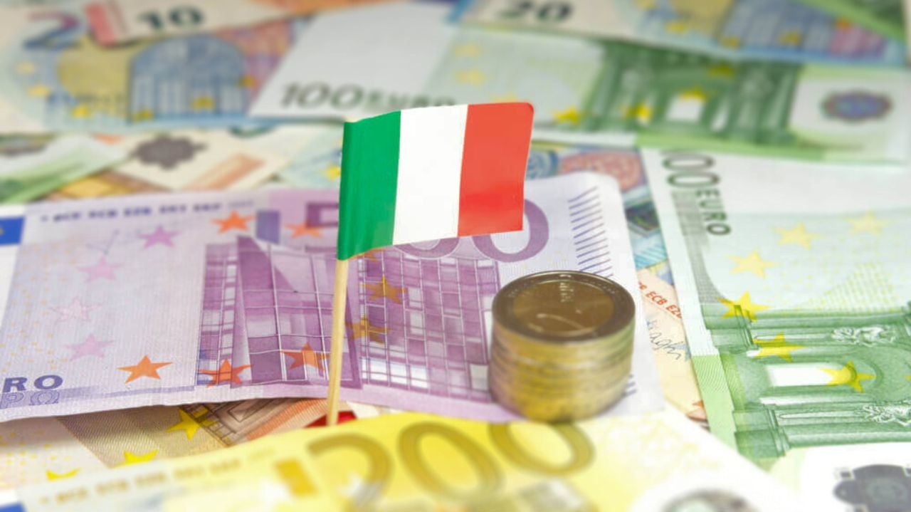 Revolução financeira na Itália: pagamentos digitais desafiam a supremacia do dinheiro vivo