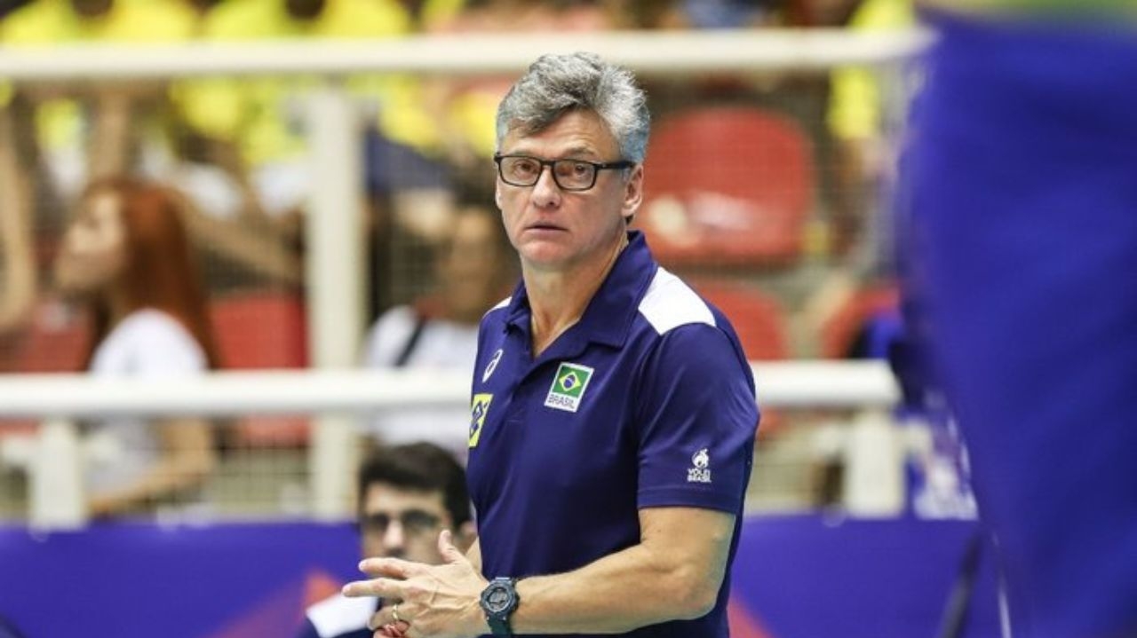 Renan Dal Zotto declara problemas de saúde ao deixar o comando da seleção