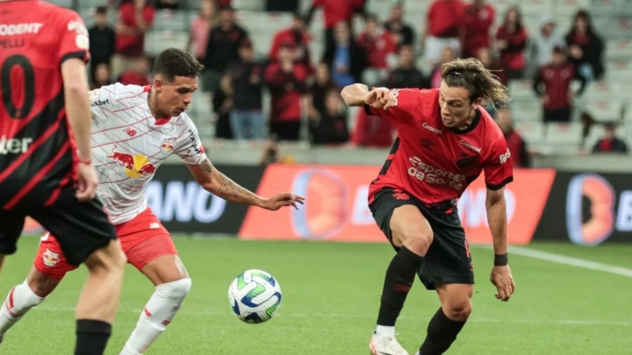 RB Bragantino e Athletico ficam no empate em jogo movimentado pelo Brasileiro