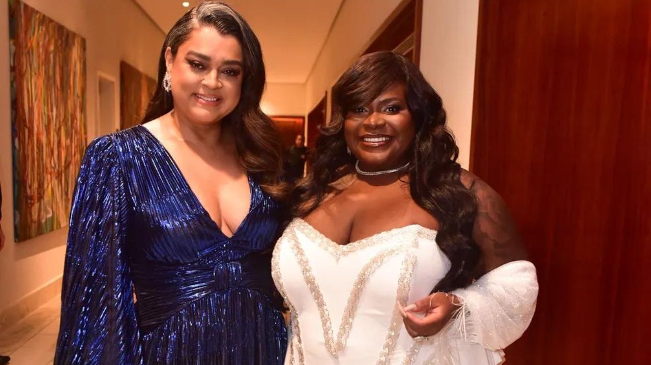 Jojo Todynho e Preta Gil celebram reencontro durante evento