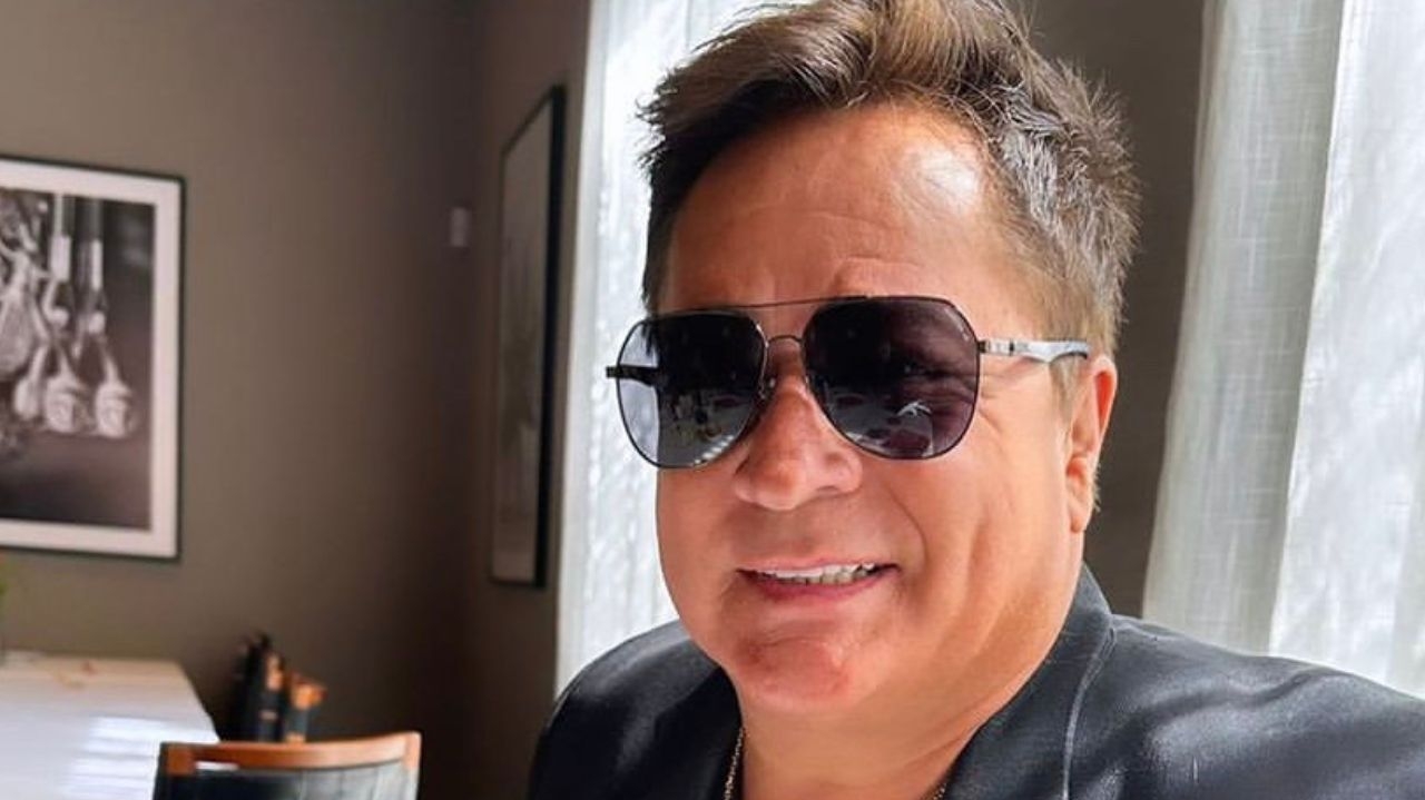 Mulher afirma ser filha biológica de Leonardo