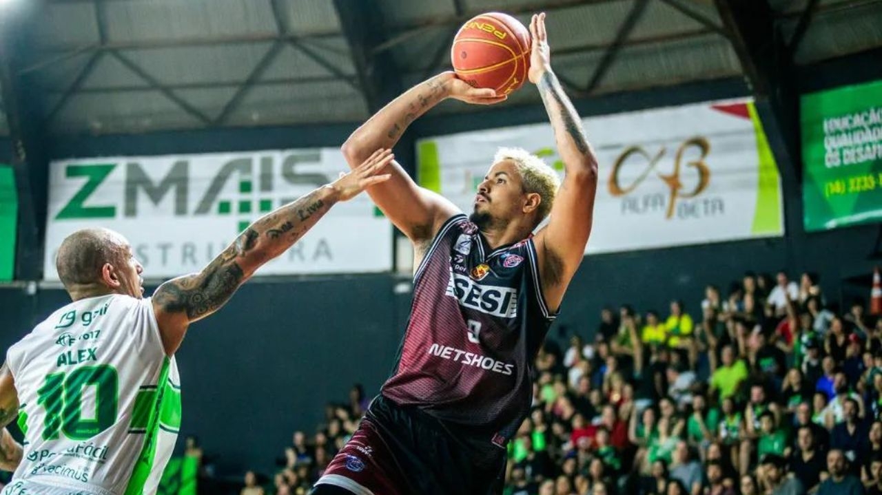 Com grande atuação de Lucas Dias; Franca aproxima das semifinais do Campeonato Paulista