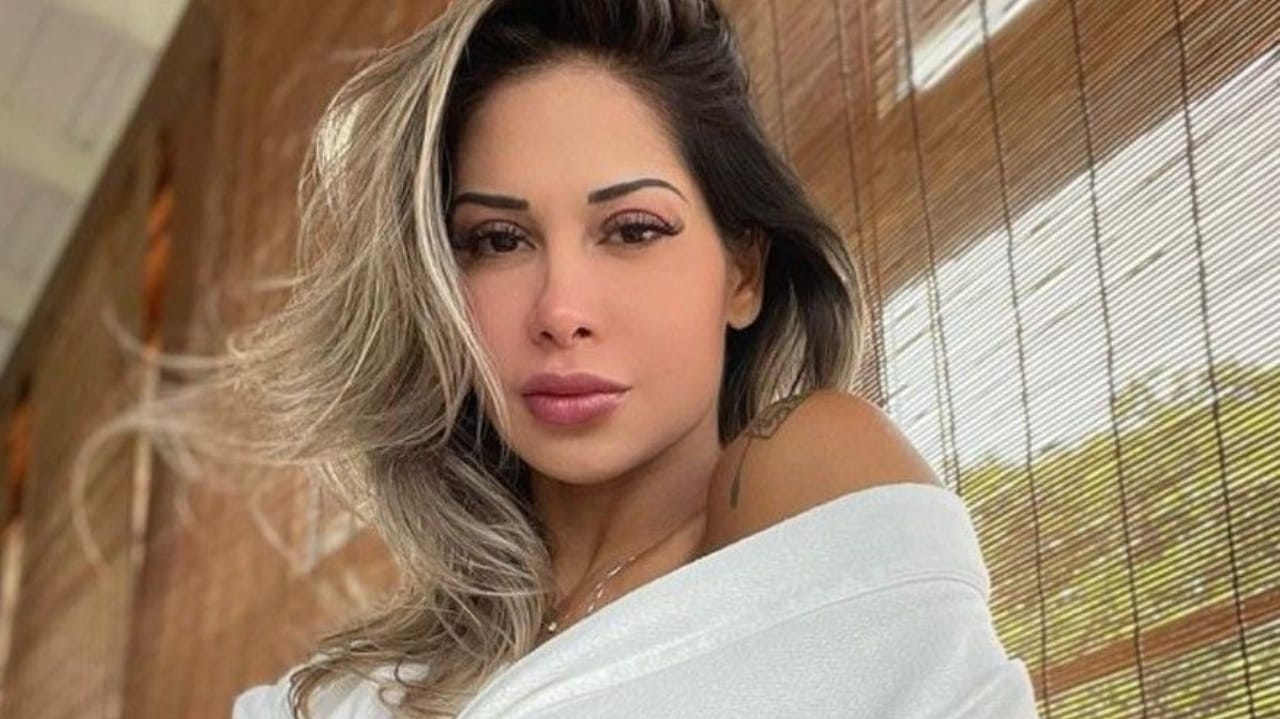 Maíra Cardi é processada e condenada após vender curso online