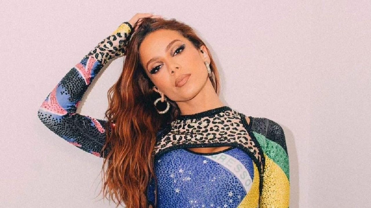 Anitta é processada por suposto uso indevido de imagem