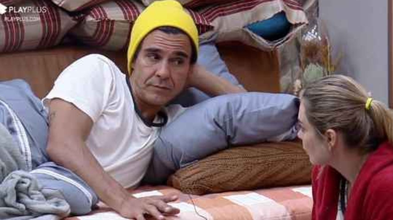 A Fazenda 15: André Gonçalves e Rachel Sheherazade refletem sobre o comportamento no jogo