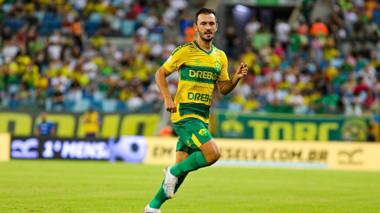 Cuiabá e Cruzeiro empatam em jogo na parada da Data Fifa