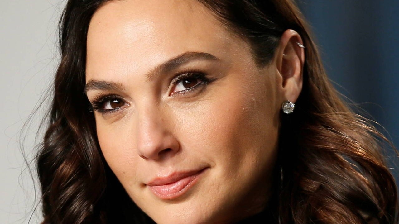 Gal Gadot tenta ajudar nas buscas por israelenses desaparecidos