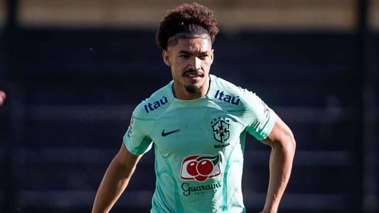 De custo zero à titular absoluto no Botafogo e convocado para Seleção; veja a história de Adryelson