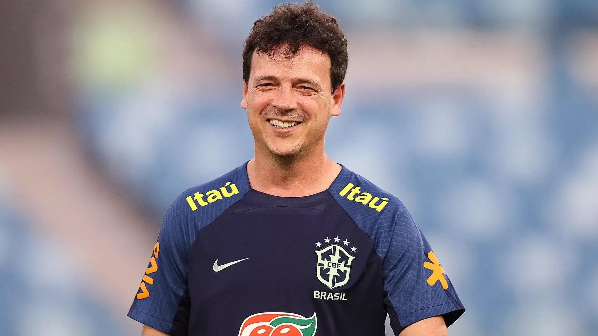 Diniz precisou realizar três mudanças na escalação da seleção devido a lesões e baixos desempenhos dos jogadores; Gabriel Jesus pode retornar à titularidade.