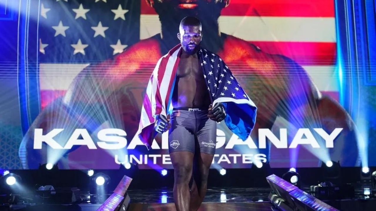 Kansaganay demonstra satisfação ao sair do UFC