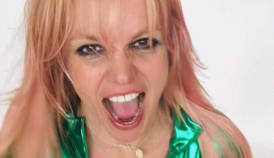 Tutora de Britney Spears pede pagamento de R$ 1,1 milhão por seu trabalho