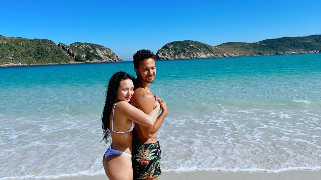 André Luiz Frambach posta vídeo em seu Instagram declarando-se a Larissa Manoela