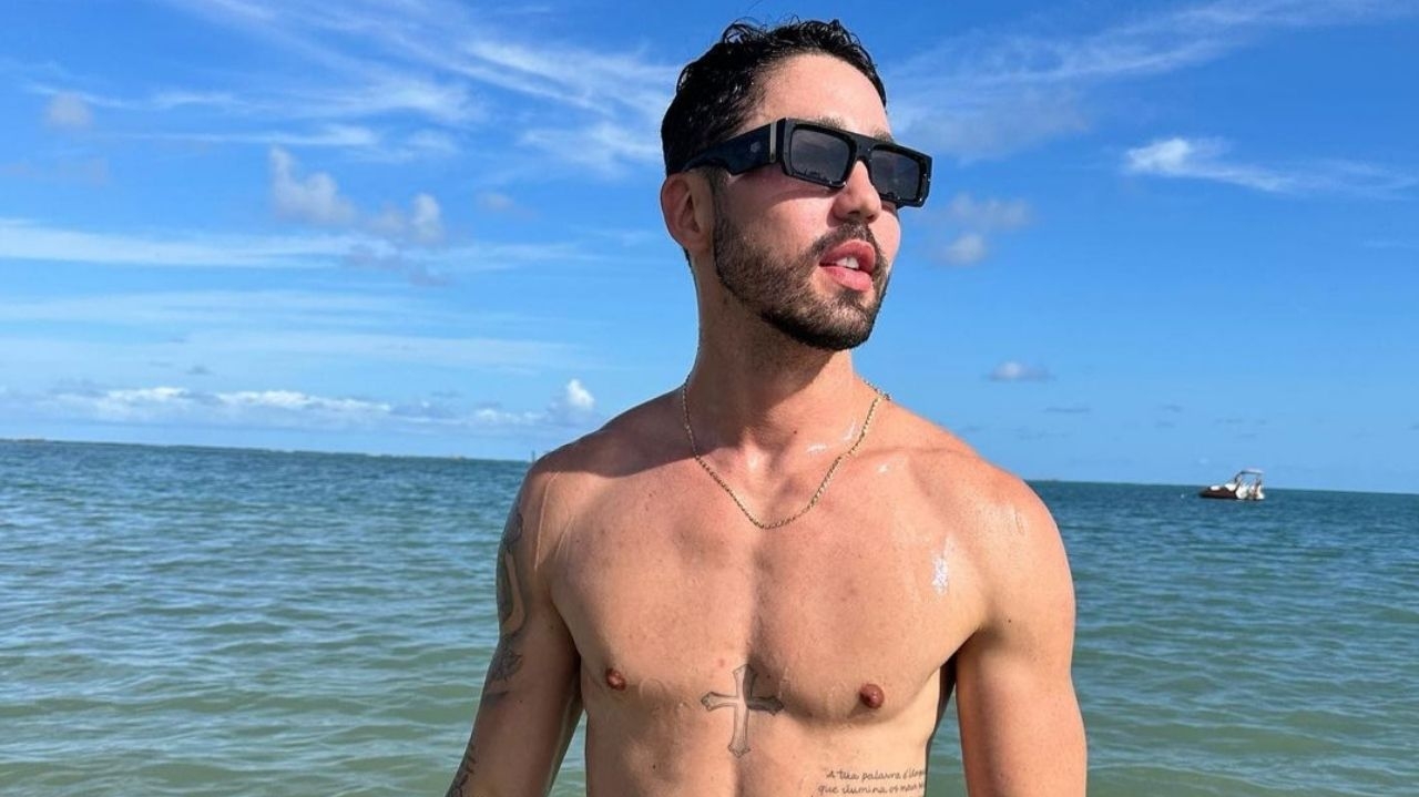 Rico Melquíades, o vencedor da A Fazenda 13, faz procedimentos para modificar seu rosto