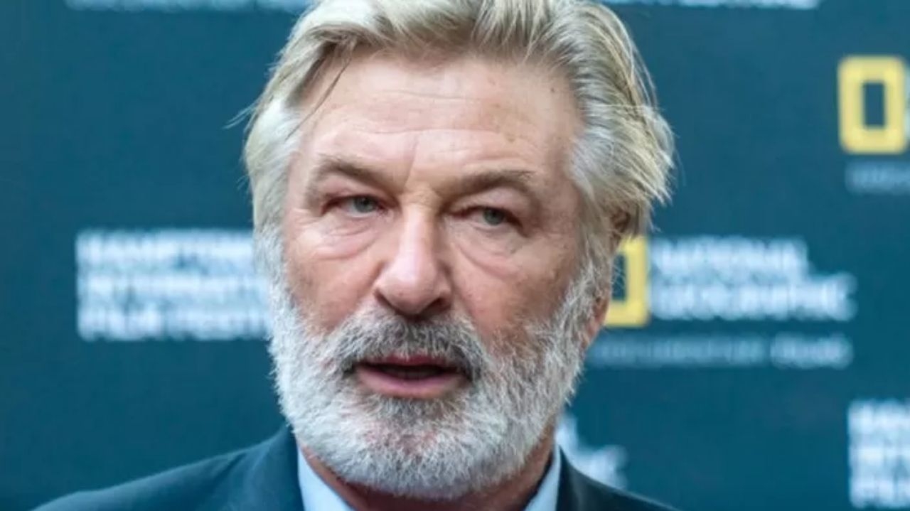 Alec Baldwin corre risco de processo pela morte da diretora em set