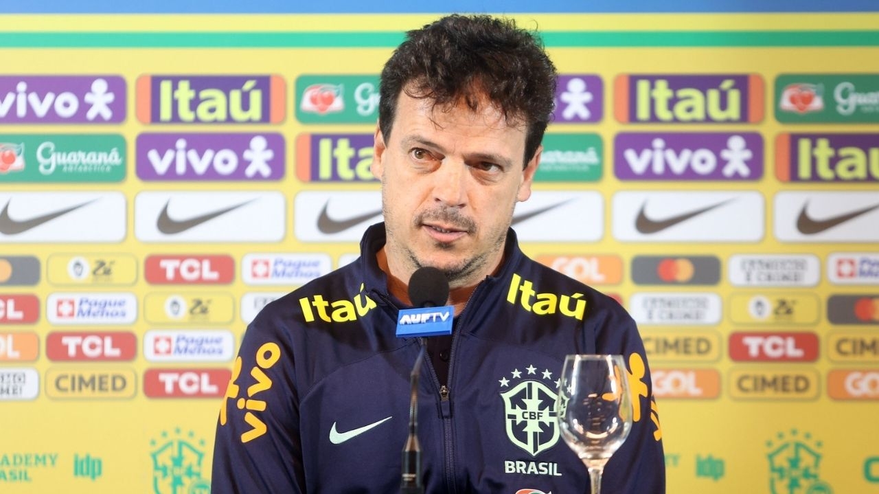 Diniz fala sobre falta de agressividade e profundidade do Brasil, mas assume responsabilidade